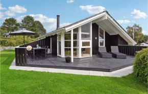 3 Bedroom Awesome Home In Hejls, Hejls